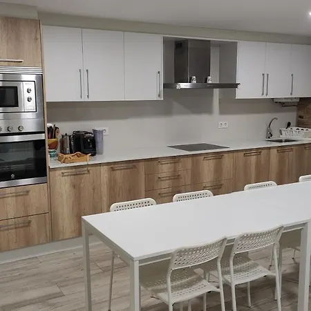 펜션 Casa De Canteiro Louro - *