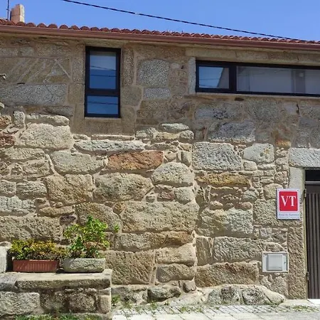 Casa De Canteiro Louro - *